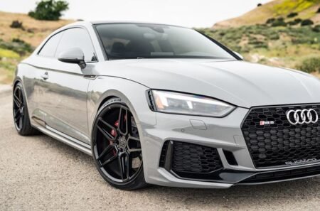 Audi RS5 Rebaixado rodas aro 20 - Only Cars