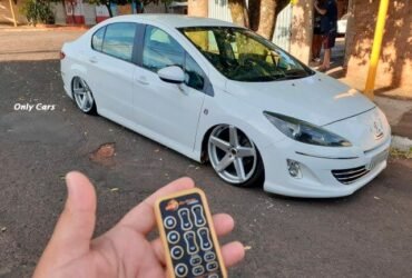 peugeot-408-rebaixado-rodas-aro-20