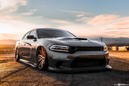 Dodge Charger Hellcat Rebaixado - Only Cars