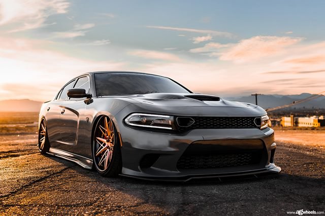 dodge-charger-hellcat