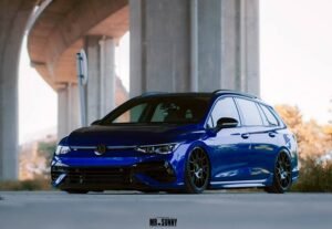 VW Golf R Variant MK8 rebaixado - Only Cars