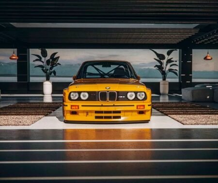 BMW E30 M3 rebaixada amarela - Only Cars