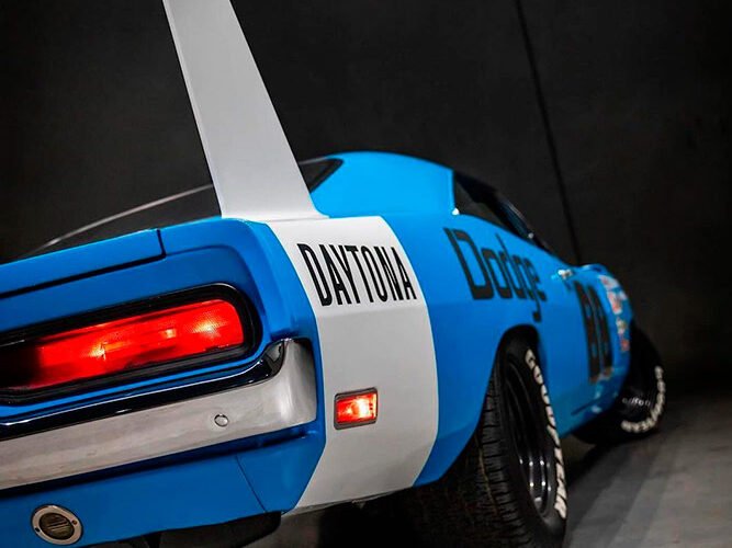 Dodge-Charger-Daytona-1970