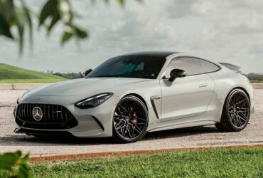 Mercedes-AMG-GT55-Coupé-rebaixada