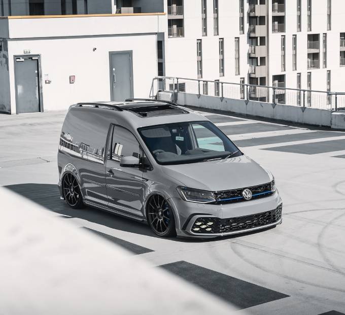 bagged-slammed-vw-Caddy-MK4