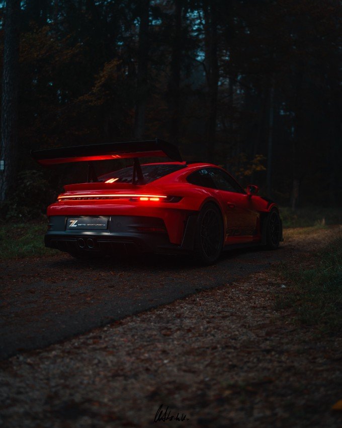 porsche-992-gt3rs-rebaixado-vermelho