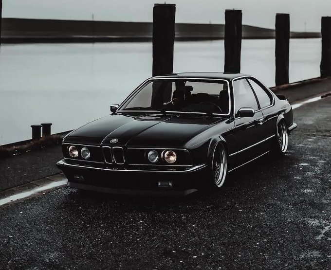 BMW-E24-635-bagged-slammed