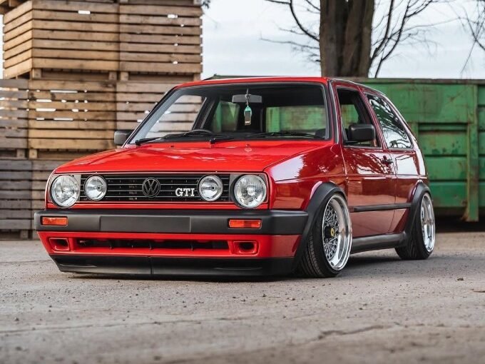 slammed-vw-golf-mk2-gti