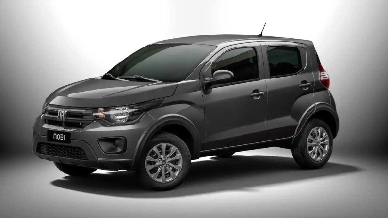 Fiat Mobi branco 2025 compacto e ideal para motoristas iniciantes