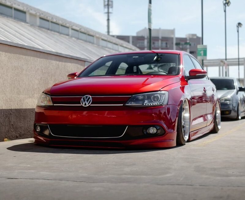 jetta-2011-vermelho-sunset-rebaixado