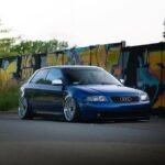 audi-a3-azul-rebaixado-lateral-graffiti