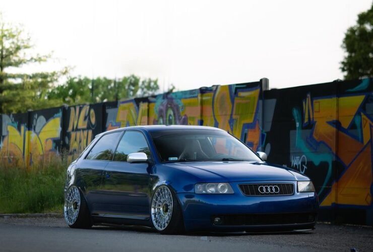 audi-a3-azul-rebaixado-lateral-graffiti