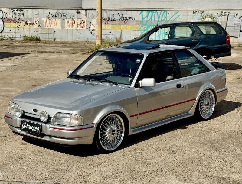 escort-xr3-1990-prata-rebaixado-completo