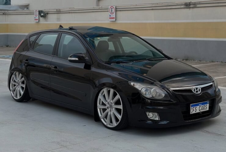 hyundai-i30-preto-rebaixado-12
