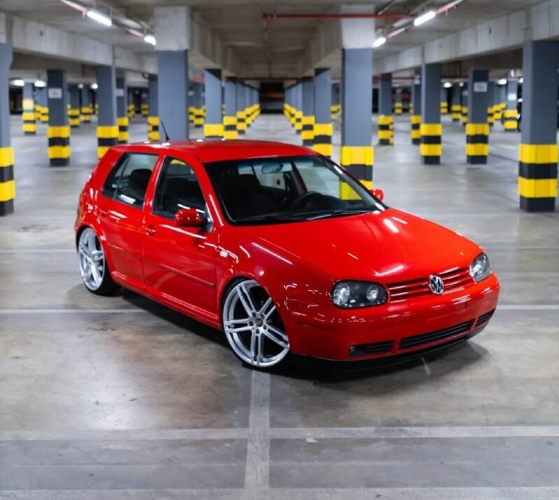 golf-sapao-mk4-rebaixado-vermelho-rodoas-aro-20