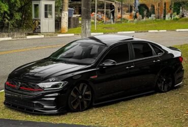 jetta-rebaixado-rodas-aro-20