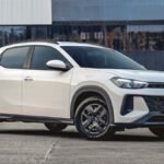 Volkswagen Tera 1.0 MPI 2026 branco visto de três quartos — versão de entrada