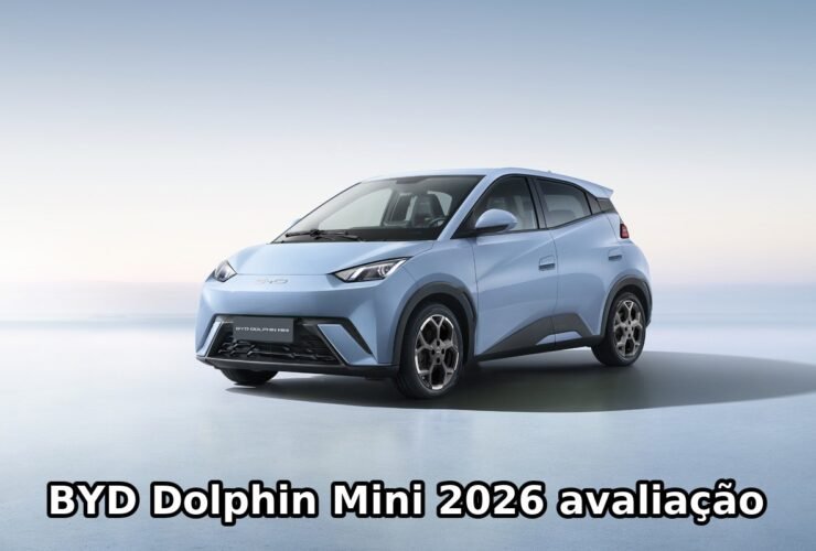 BYD Dolphin Mini 2026 azul visto de três quartos — avaliação do modelo no Brasil