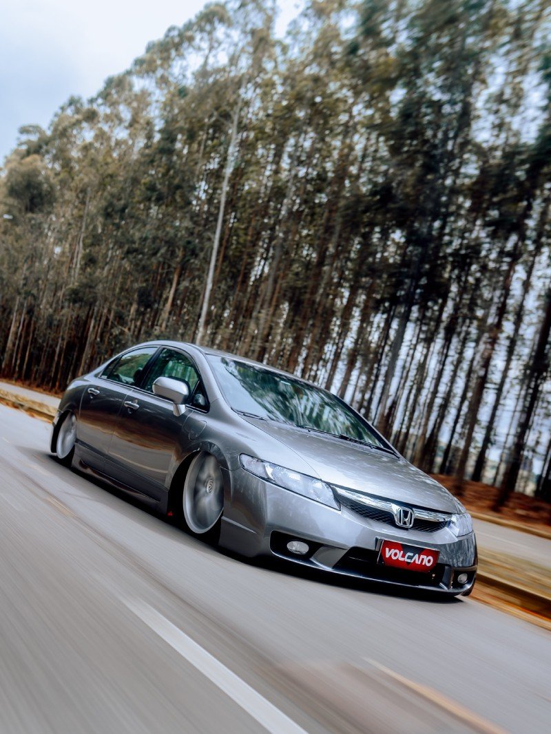 Honda Civic G8 rebaixado em movimento, foco no acerto de altura e rodas Volcano — @camillodocivic_