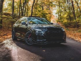 Audi RS Q8 rebaixado preto