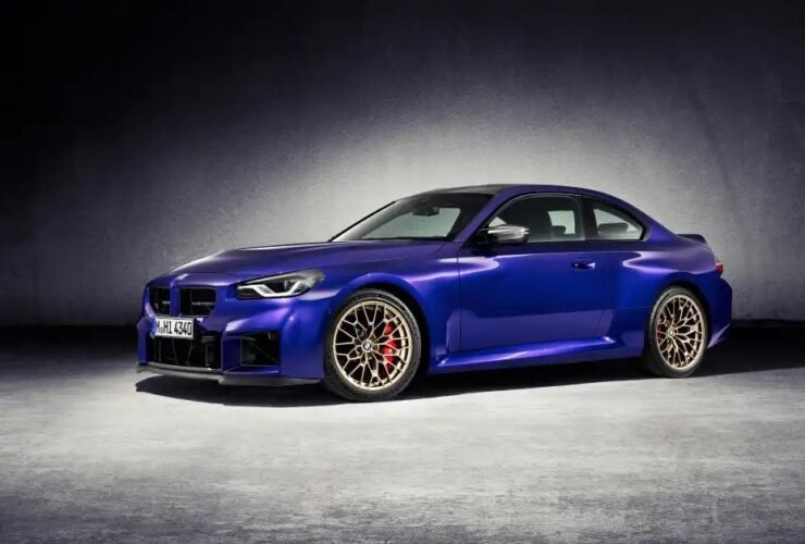 BMW M2 2026: 480 cv, 0–100 em 4,2 s e versões Coupé e Track no Brasil.