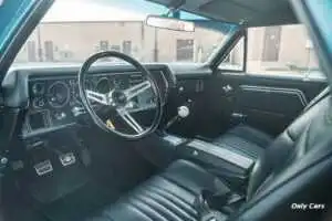 el-camino-interior