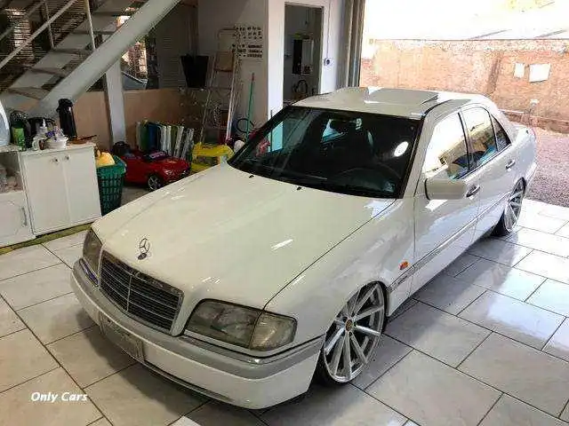 mercedes-rebaixada