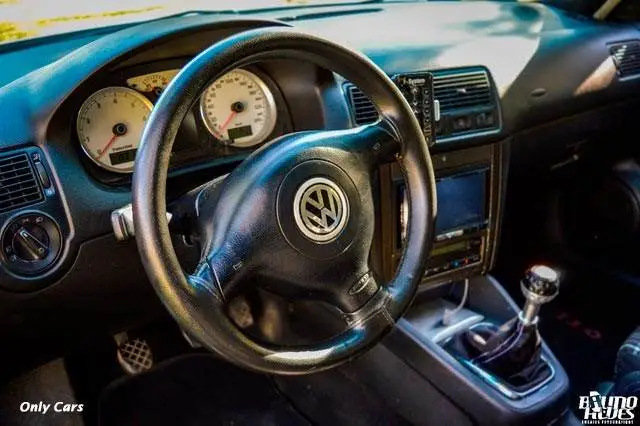 painel-golf-gti painel-golf-gti