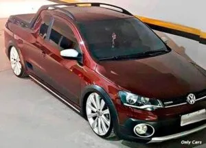 saveiro-g6-rebaixada-vinho