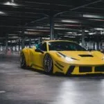 ferrari-rebaixada-amarela
