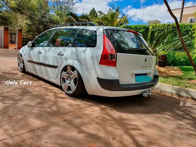 megane-rebaixado megane-rebaixado