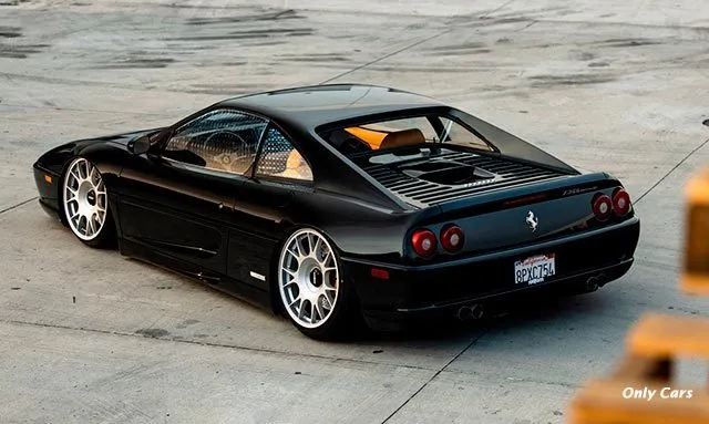 F355-rebaixada-preta