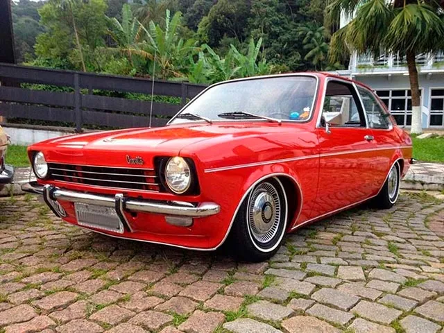 chevette-tubarão-rebaixado-vermelho