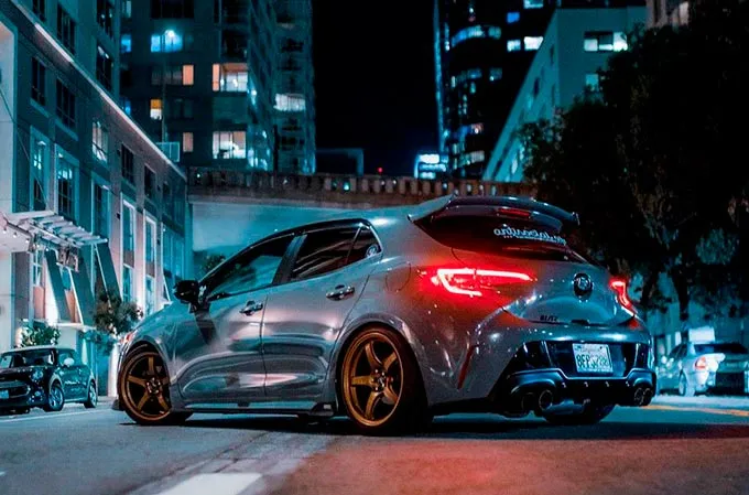 corolla-hatch-rebaixado-fotos