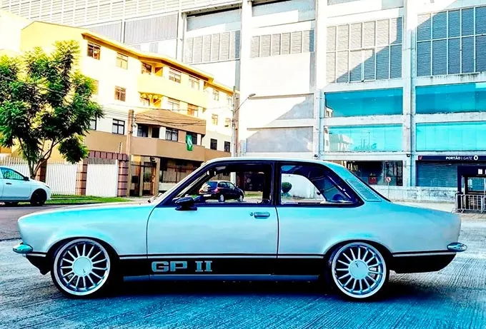 chevette-antigo-1977-rebaixado