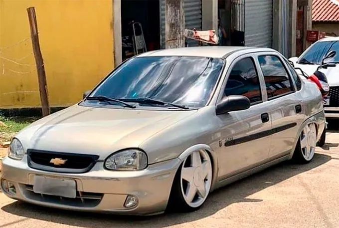 Chevrolet Corsa Classic rebaixado Corsa Classic rebaixado