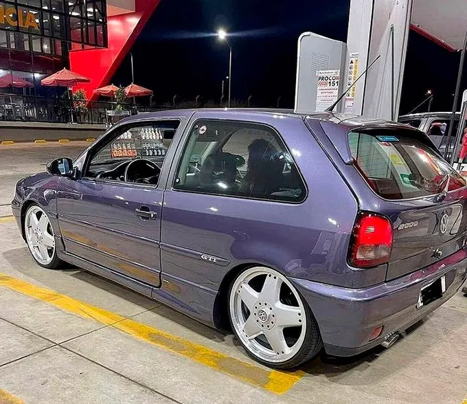 Gol GTI roxo Gol GTI roxo rebaixado