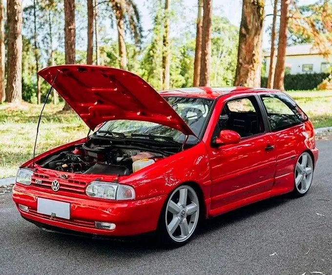Gol GTI vermelho Gol GTI vermelho rebaixado