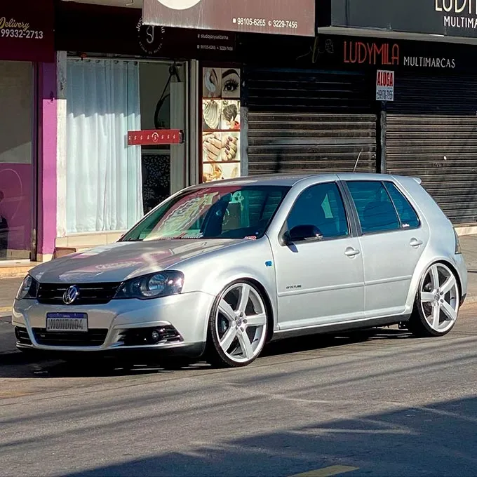 golf-rebaixado-rodas-aro-20