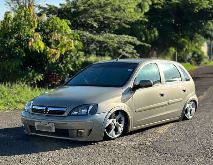 corsa-hatch-rebaixado corsa-hatch-rebaixado