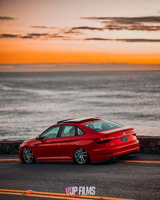 jetta-gli-al-piso-rebaixado-vermelho