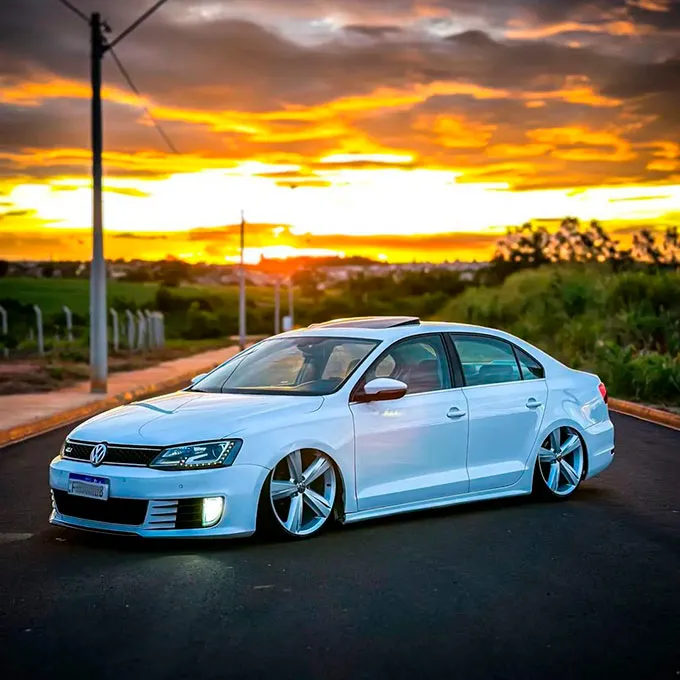 vw-jetta-gli-rebaixado-alpiso-branco