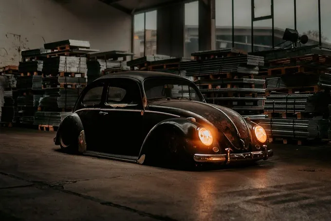 fusca-rebaixado-preto-rat-look-hoodride