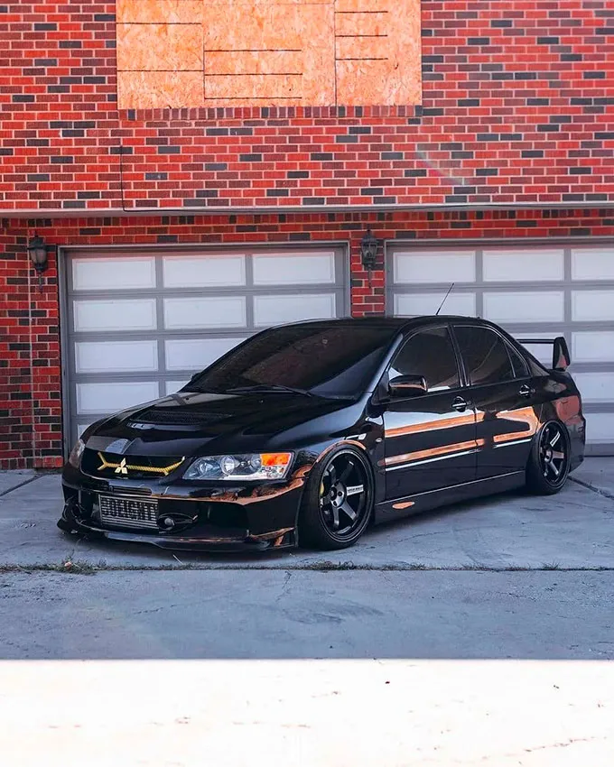 mitsubishi-lancer-evo-9-rebaixado-preto