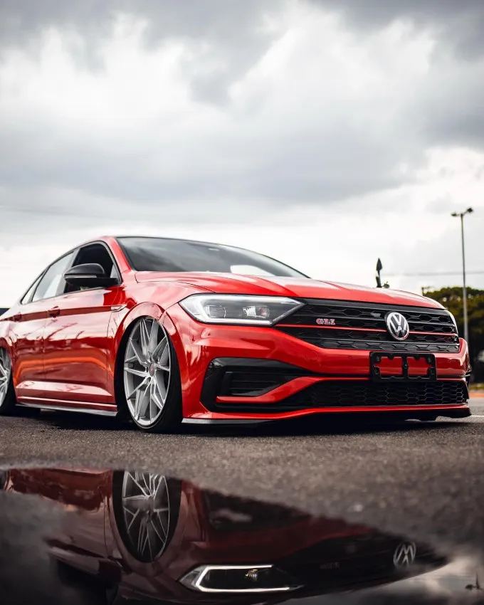 vw-jetta-gki-rebaixado-rodas-aro-20