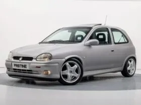 Corsa GSi rebaixado motor C20xe turbo