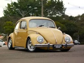 fusca-1972-rebaixado-amarelo-frente-lateral