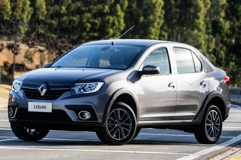 Renault Logan Zen CVT 2025