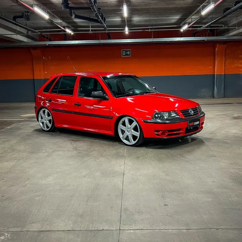 Gol G3 vermelho rebaixado com rodas aro 17 Gol G3 vermelho rebaixado com rodas aro 17