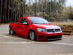 VW Saveiro G7 vermelha rebaixada com rodas Volcano R-Seven 18